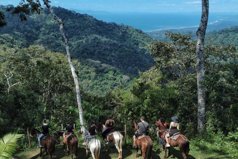 Bijagual Waterfall Horseback, Things to do in Jaco Costa Rica – Costa Rica Tours
