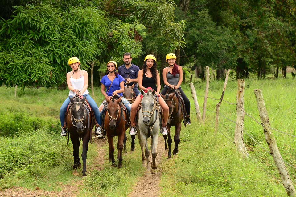 Chocolate Experience & Horseback Combo, Things to do in Jaco, Costa Rica – Costa Rica Tours