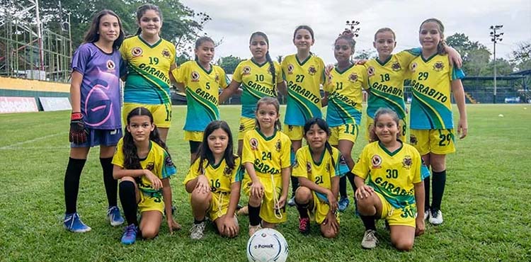 Futbol Femenino Garabito Costa Rica – Costa Rica Tours