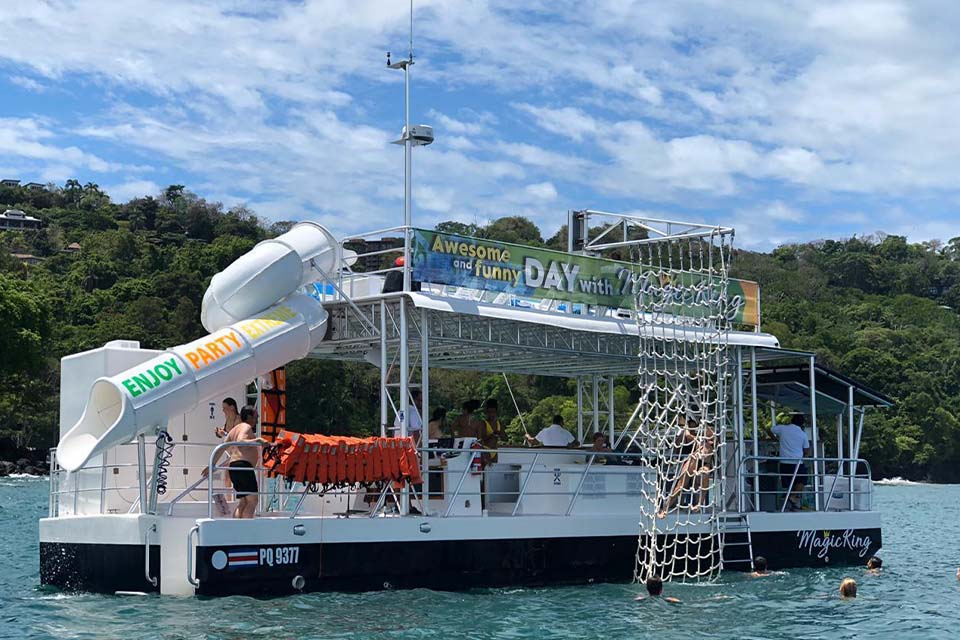 Private Catamaran Charter, Things to do in Manuel Antonio, Costa Rica – Costa Rica Tours