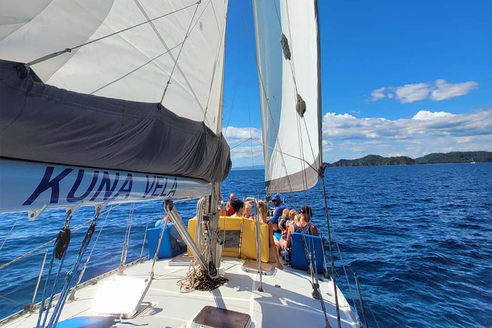 Sailing & Snorkel Tour, Things to do in Playas del Coco, Costa Rica – Costa Rica Tours